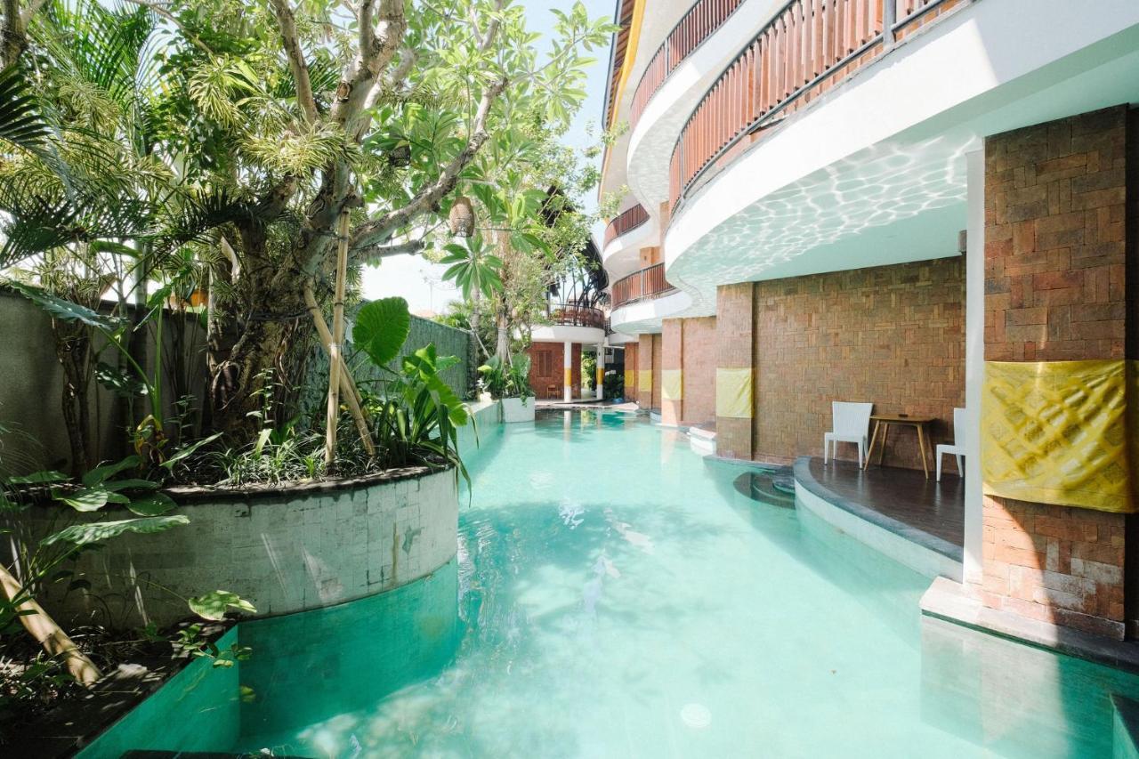 Djabu Seminyak Hotel Denpasar Exteriör bild