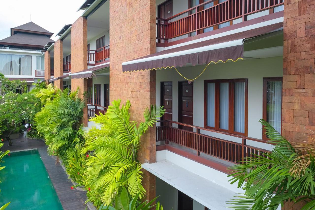 Djabu Seminyak Hotel Denpasar Exteriör bild