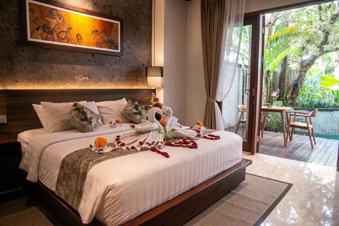 Djabu Seminyak Hotel Denpasar Exteriör bild