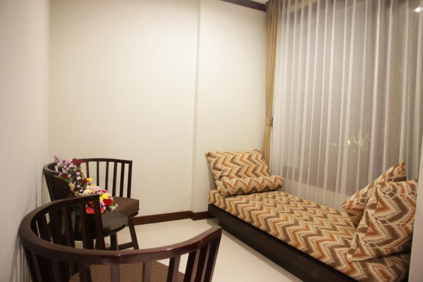 Djabu Seminyak Hotel Denpasar Exteriör bild