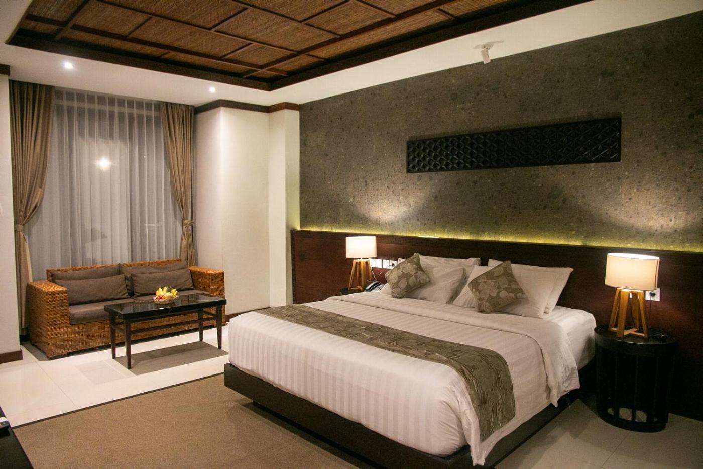 Djabu Seminyak Hotel Denpasar Exteriör bild