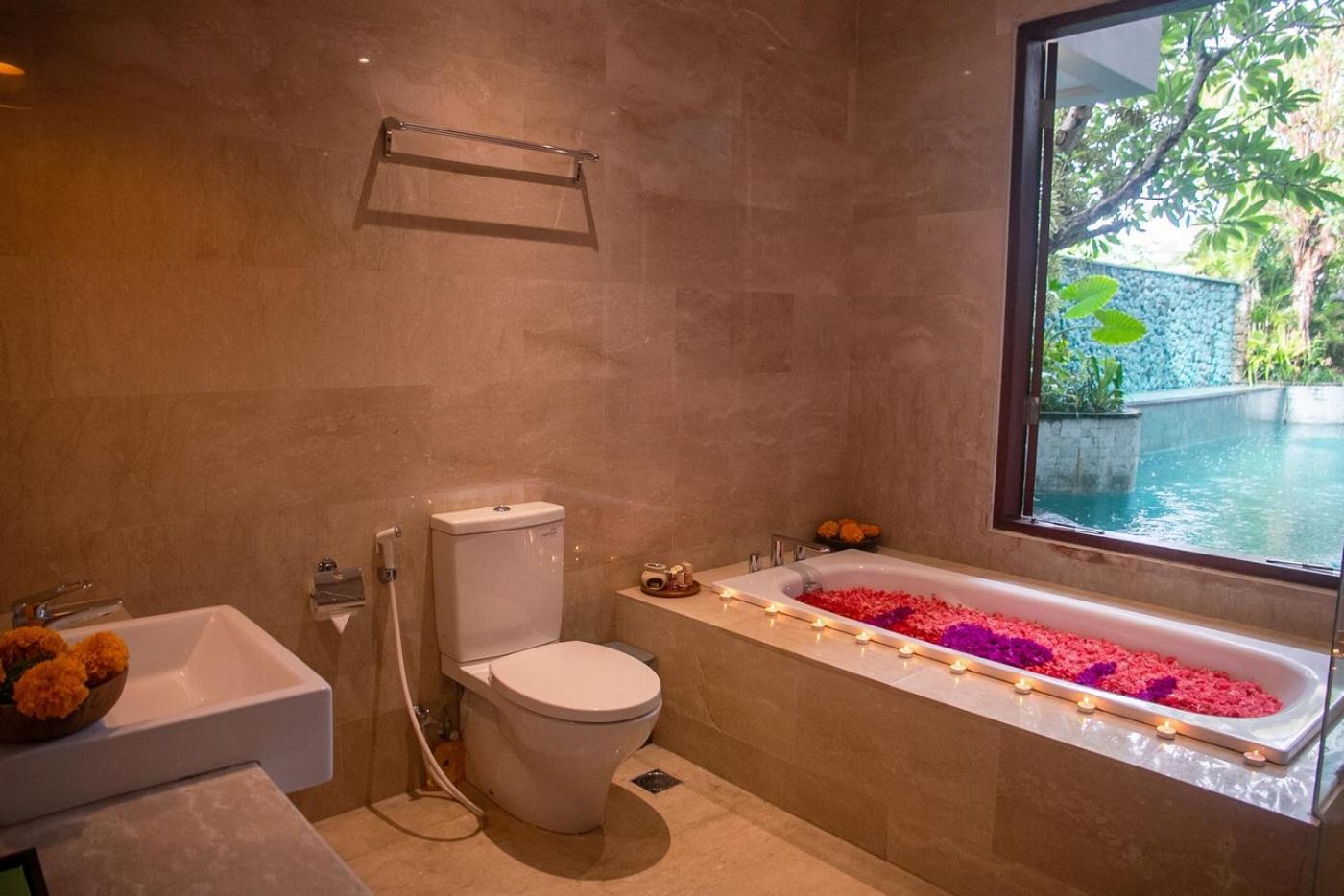Djabu Seminyak Hotel Denpasar Exteriör bild